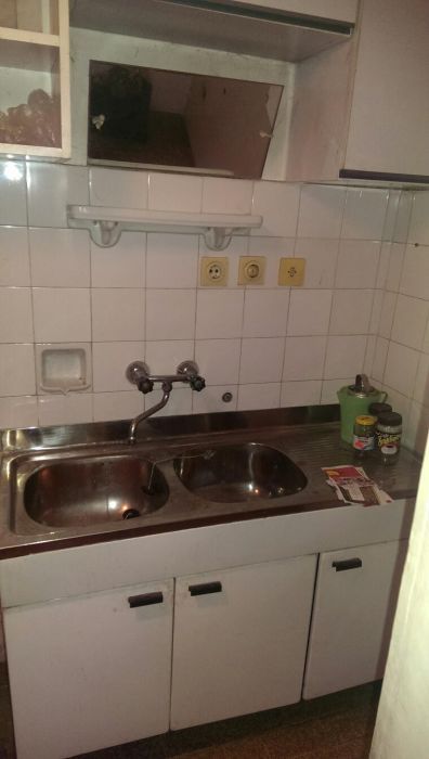 Продава 4стаен апартамент гр.Ловеч