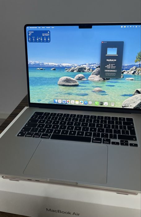 Macbook air m3 2024, 15 inch impecabil,256 gb,folie alien surface