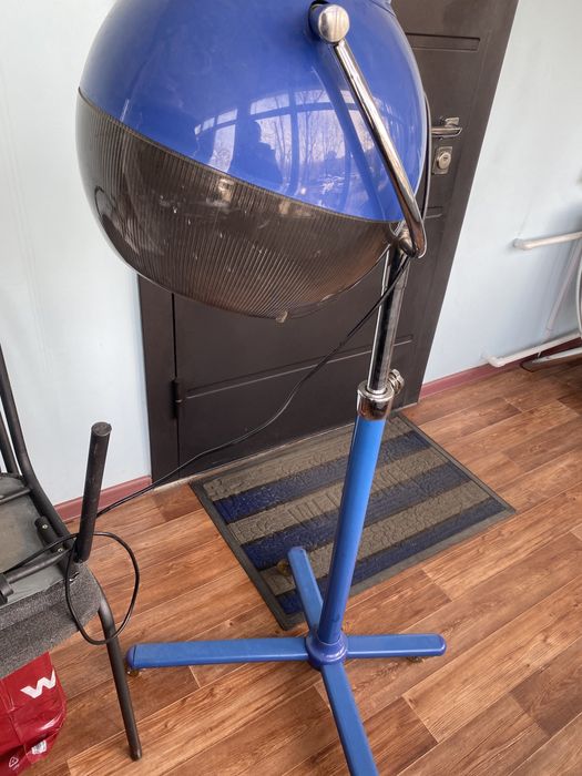 Продается Сушуар парикмахерский