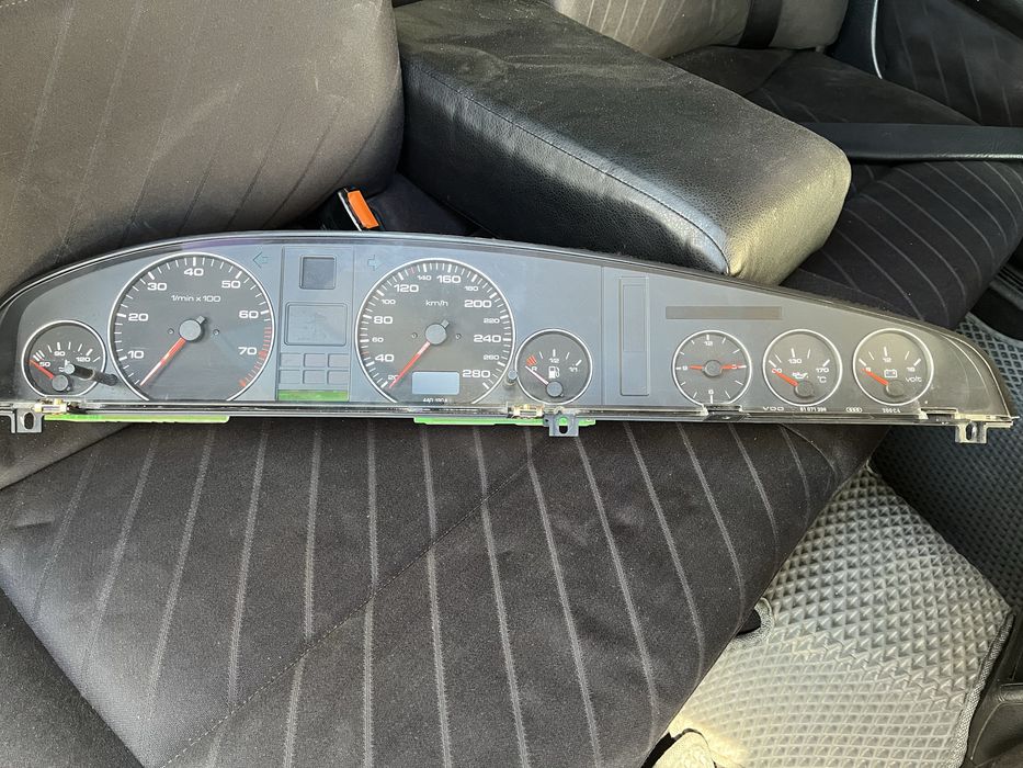 Панель приборов на ауди С4