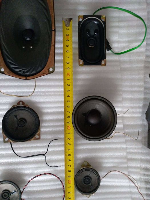 Високоговорители ---