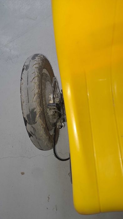 Трайк.  Электронный.  48в. 12а. Скорость до 50км.ч. запас хода 20км.