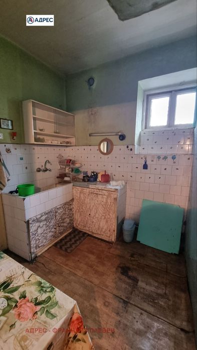 Продава се Етаж от къща в Луковит - 104 кв.м за 239 €/кв.м - Снимка #4