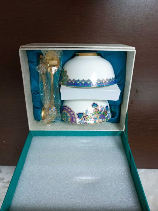 Продаю праздничный набор пиалок