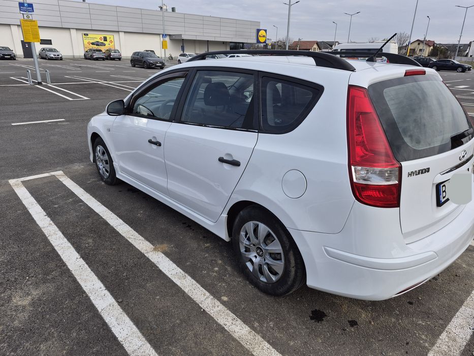Hyundai i30cw 2011 3100Euro