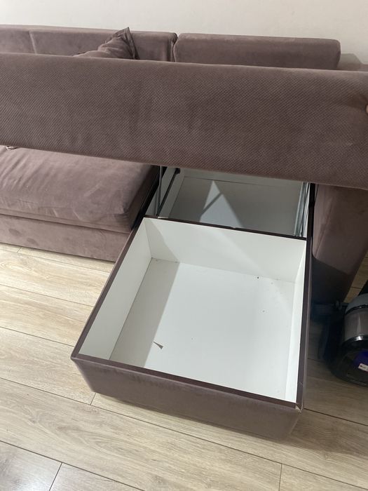 Диван угловой б/у