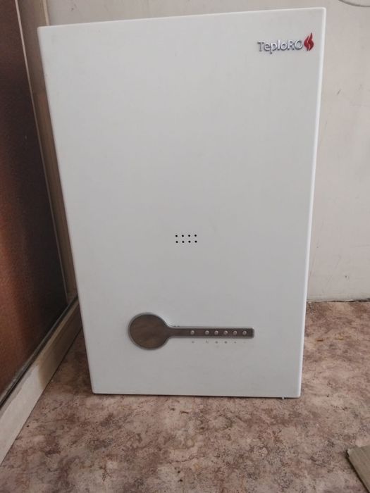 Продается котел на стеный 250м