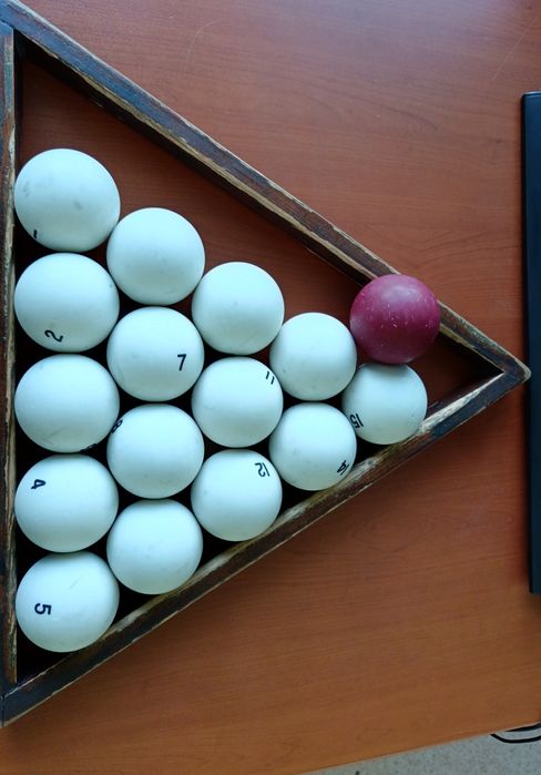 Продам шары для бильярда 68 мм 68 мм