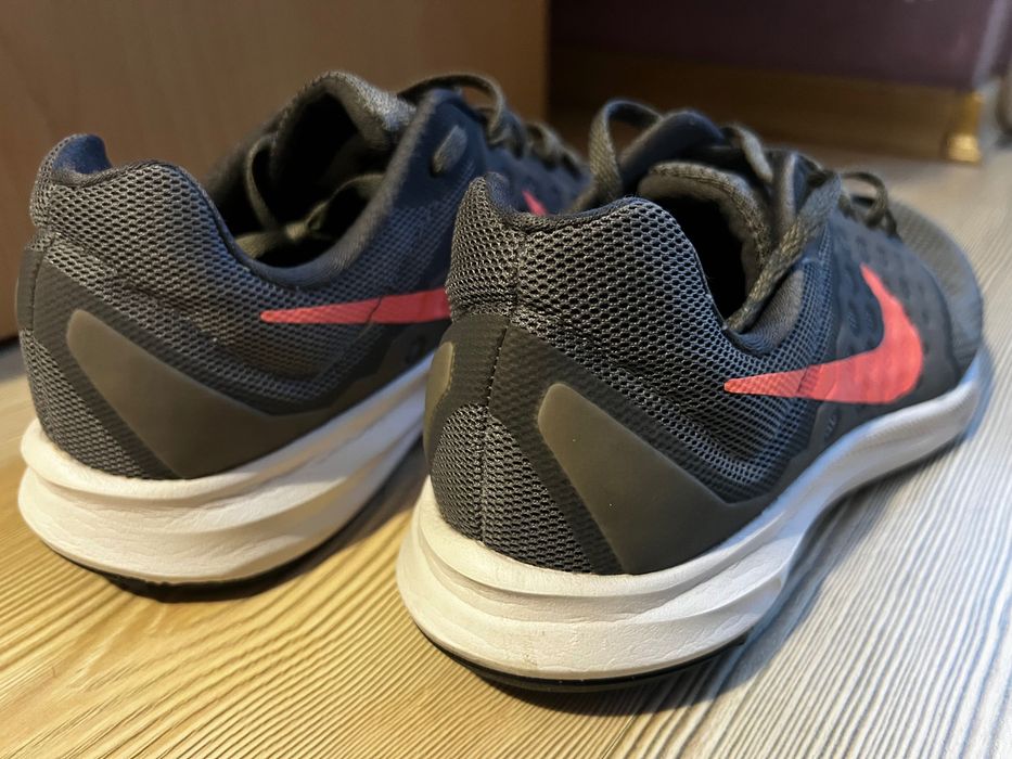 Спортни обувки Nike