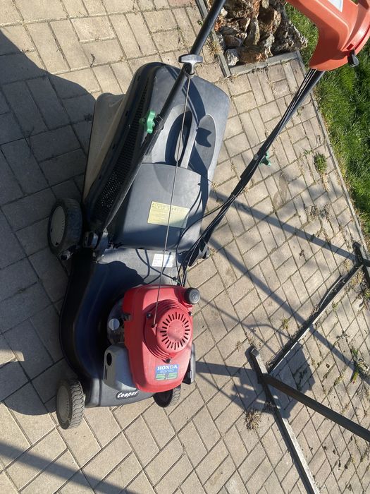 Masina de tuns iarba Honda 5 HP