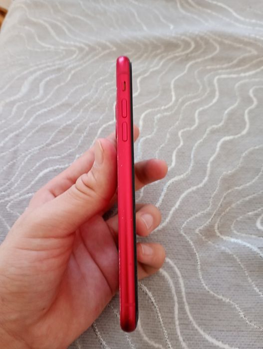 Продаю 11 красный