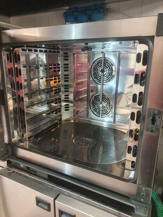 Cuptor Unox Patiserie 6 tavi Pe Gaz