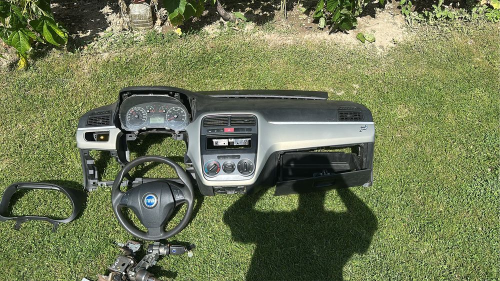 Bord complet Fiat Grande Punto 1.3 Multijet (2005–2009)