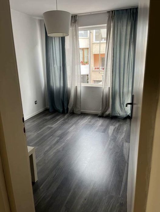 Дава се под наем Тристаен апартамент в Пловдив, Кършияка - 75 кв.м за 510 € - Снимка #4