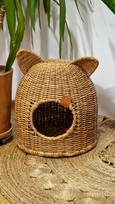 Домик для животных плетёный