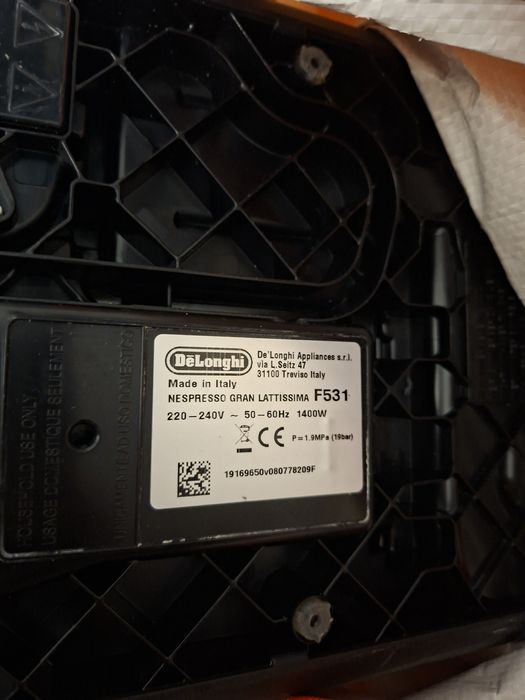 Espressor automat Nespresso Gran Lattissima DEFECT