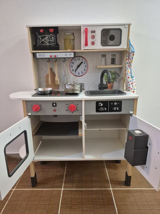 Bucatarie Lidl pentru copii, echipata, stare foarte buna