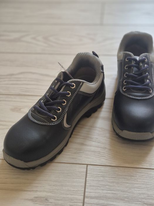Обувь для строительства