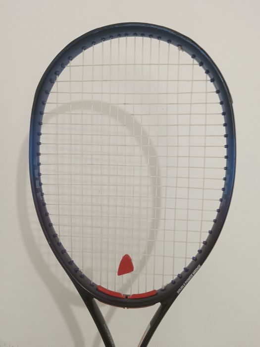 Rachetă tenis Head Dinsaty 660 + antivibrator – stare bună