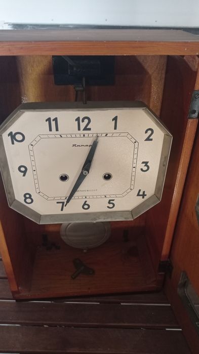 Ceas de perete pendula