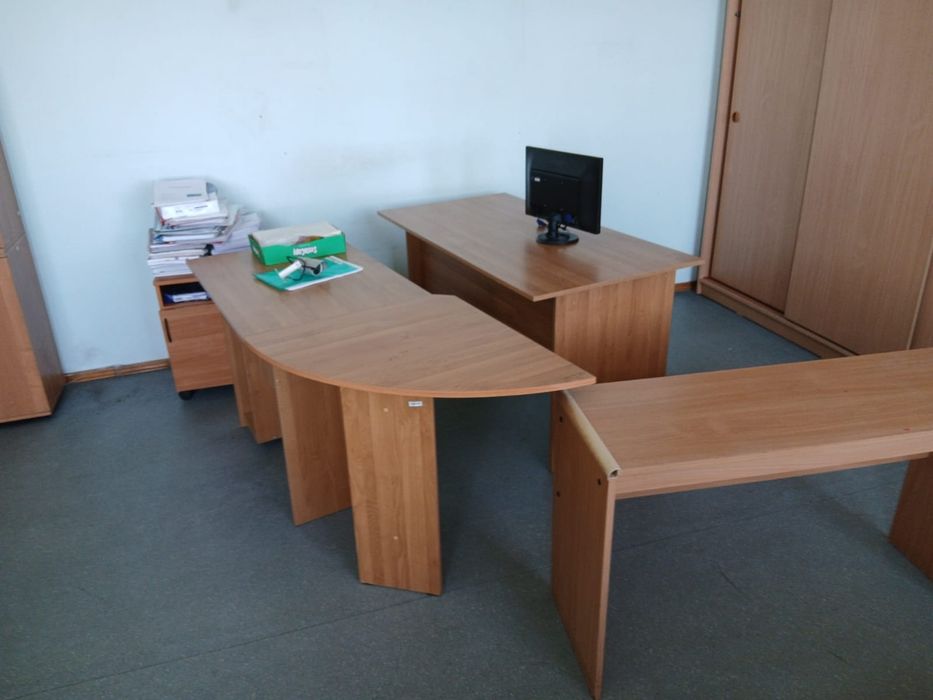 Офисная мебель ,