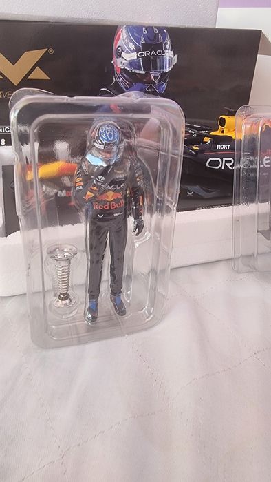 Red bull rb20 Las Vegas Max Verstappen world champion 1:18 minichamps