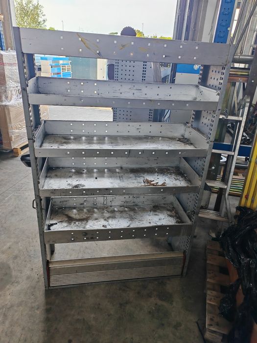 Работни шкафове за бус