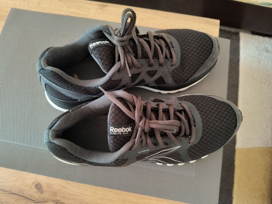 Оригинални маратонки 42 размер в добро състояние 40лв.