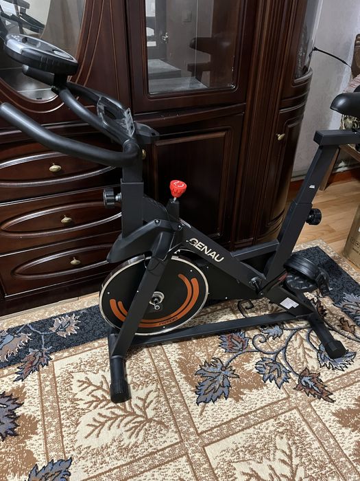 Продам велотренажёр (новый)
