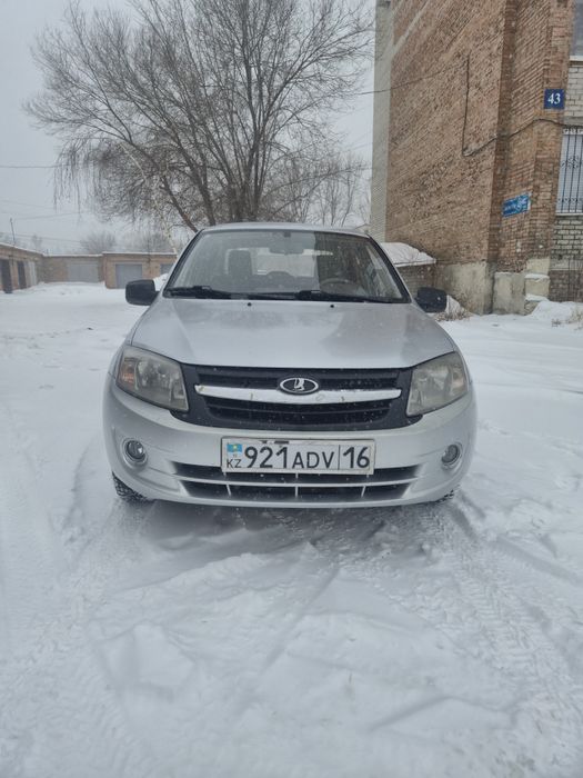 Lada granta 2012 год