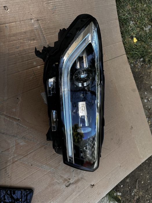 Far dreapta full led vw t roc.cod:2ga941036.am.
