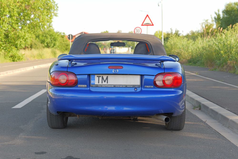 Mazda MX-5 NB 1.6 Laser Blue