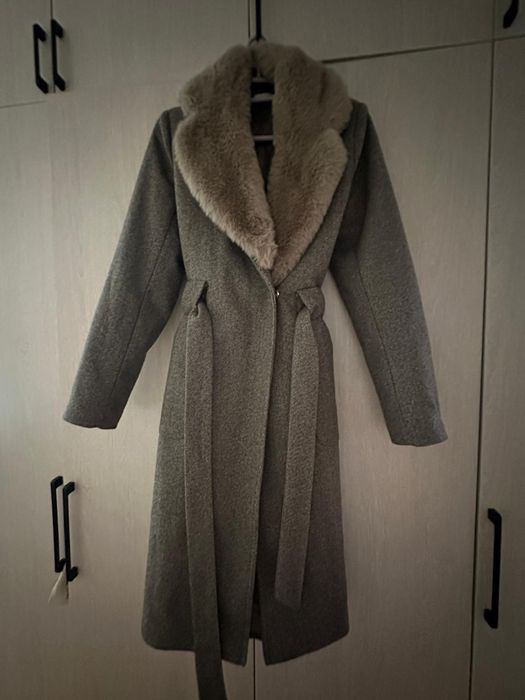 Продаю пальто в отличном состоянии