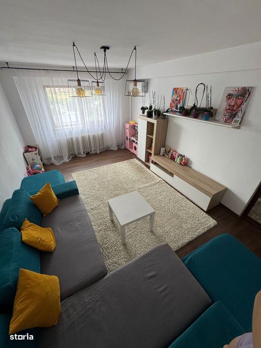 Ap 3 cam decomandat, Nicolina 2- Mobilat şi utilat