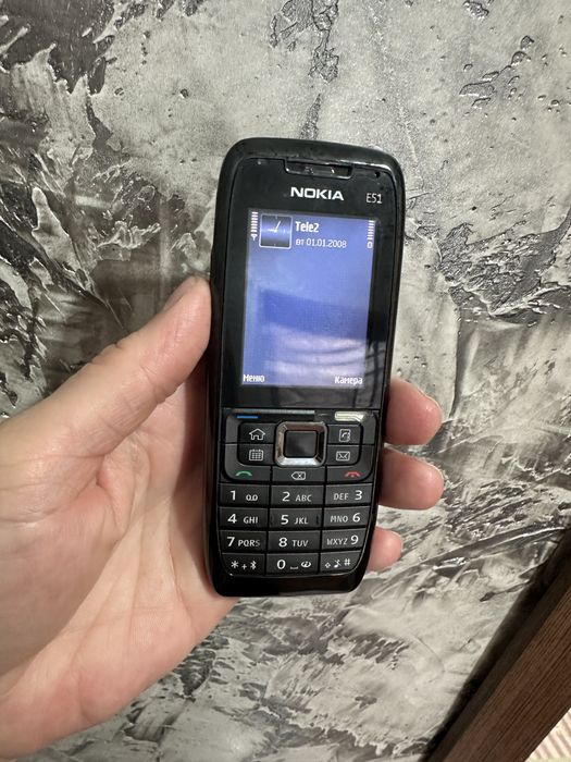 Продам Телефон Nokia E51-1.