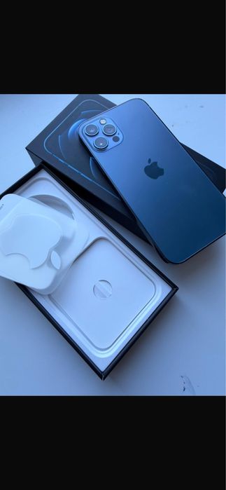 Продам Айфон 12 про