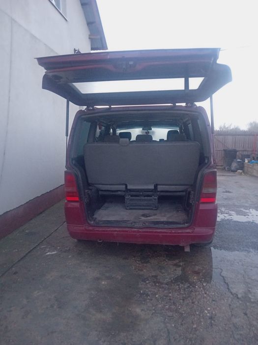 Vând mercedes vito W638 8+1 locuri