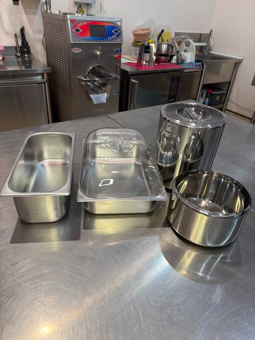Vaschete, containere din inox, carapine, sorbetiere din inox pentru inghetata, capace din policarbonat, accesorii gelaterie, paletine