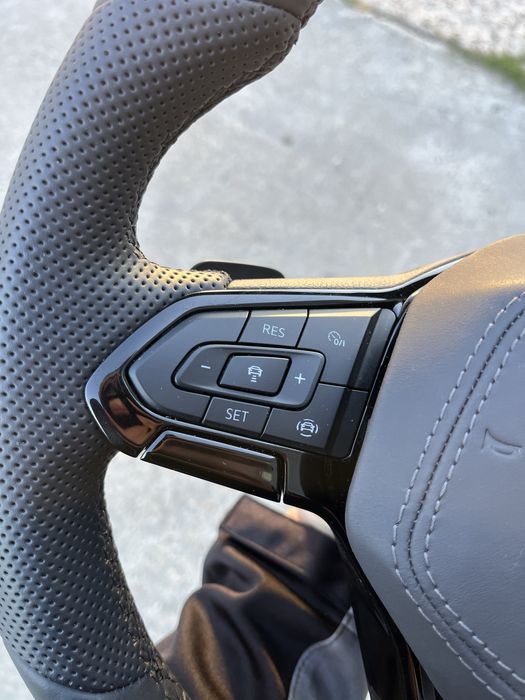 Волан VW Golf 8,T-Rock и други