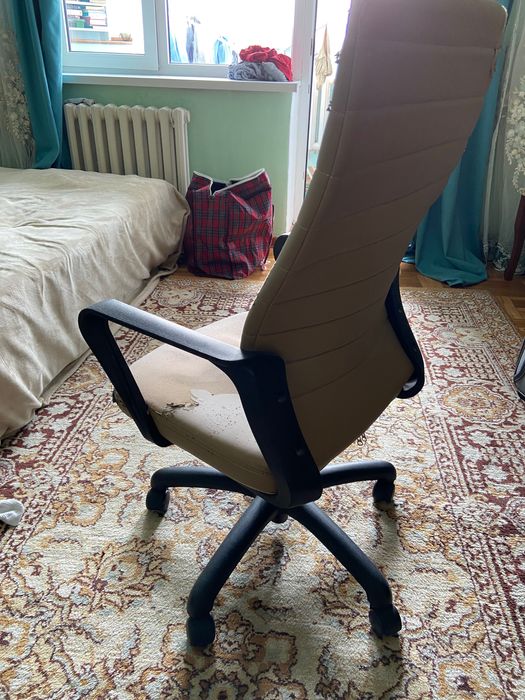 Офисный стул офисный