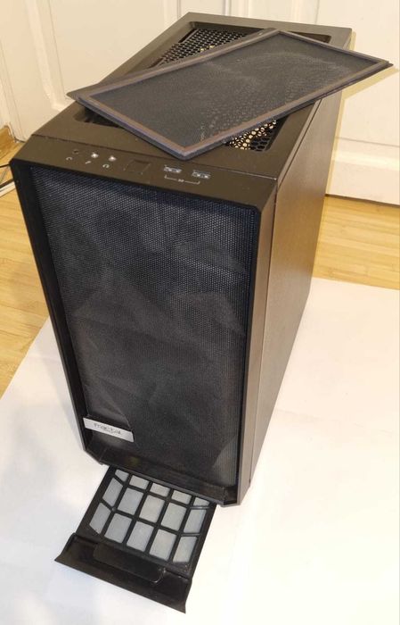 Carcasa Fractal Design Meshify C