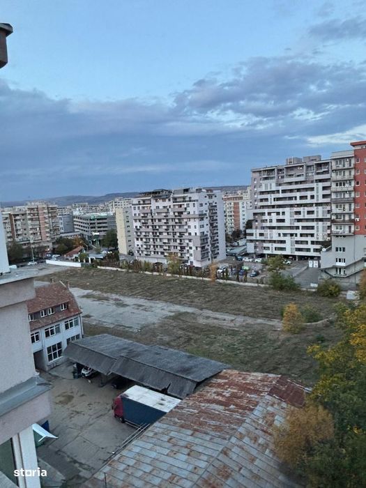 Persoana fizică, închiriez ap 2 camere str Dorobanților 112