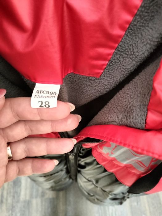 Продам зимнии комбинезоны