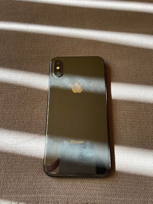 iPhone X за части – работещ дисплей (без петна), БЕЗ iCloud