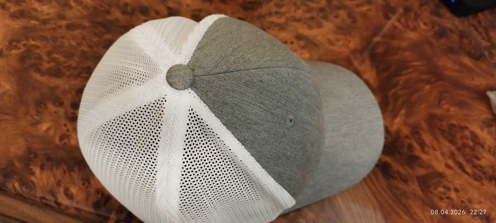 Шапка Flexfit чисто нова