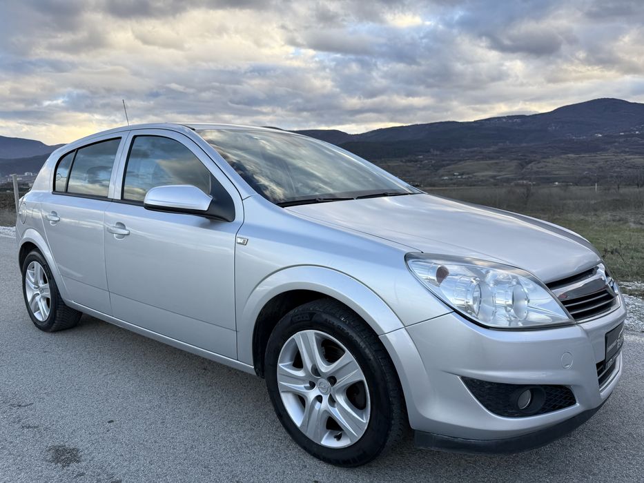 Opel Astra 1.4i 90к.с 2010г. LPG / EURO 5 / FACELIFT