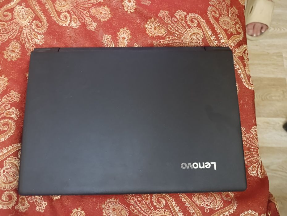 Продаётся ноутбук