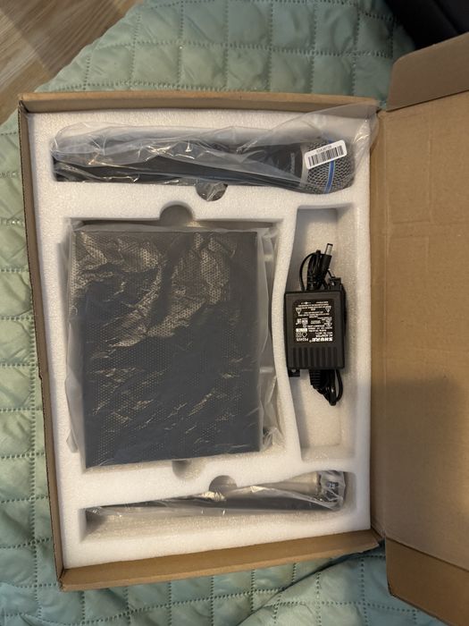 Shure QLX-D/BETA 58a, Model 2025 PLACA MARE!