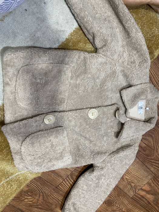 Продаеться куртка zara