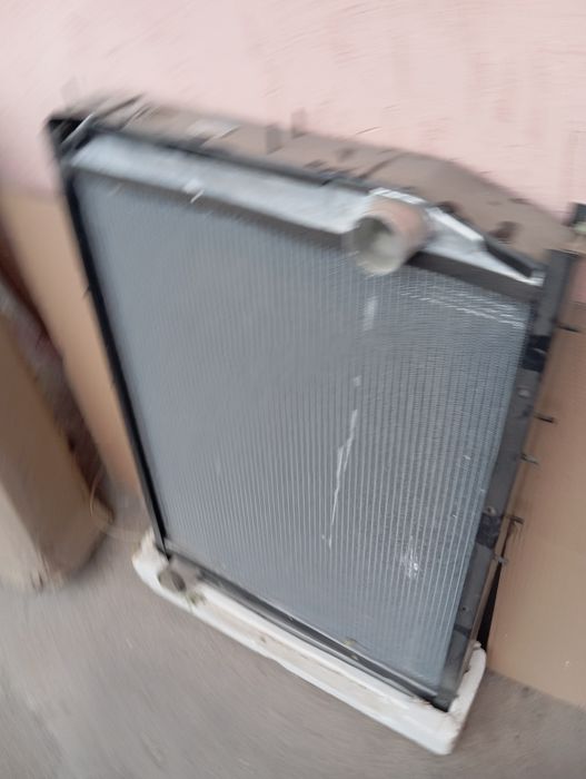 Радиатор Хова Янги